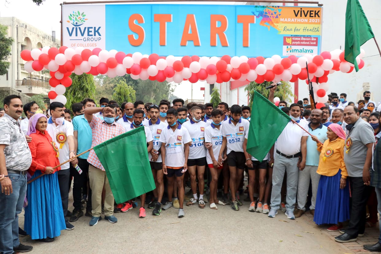 Arun, Mona won the Vivek Marathon in Bijnor