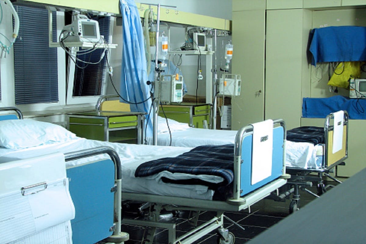 Covid hospital in varanasi Ayurved College, MCH Wing Deployment of health workers also started