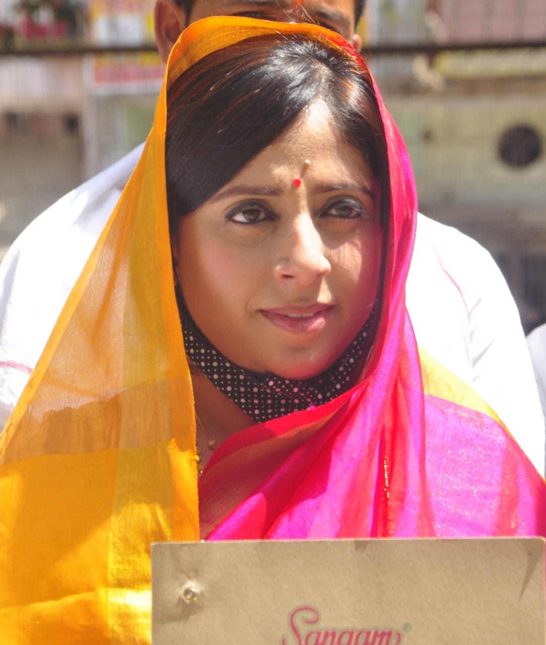 UP Panchayat Elections 2021: urvashi contest panchayat chunav she studies from UK and MBA did from IIM Bangalore