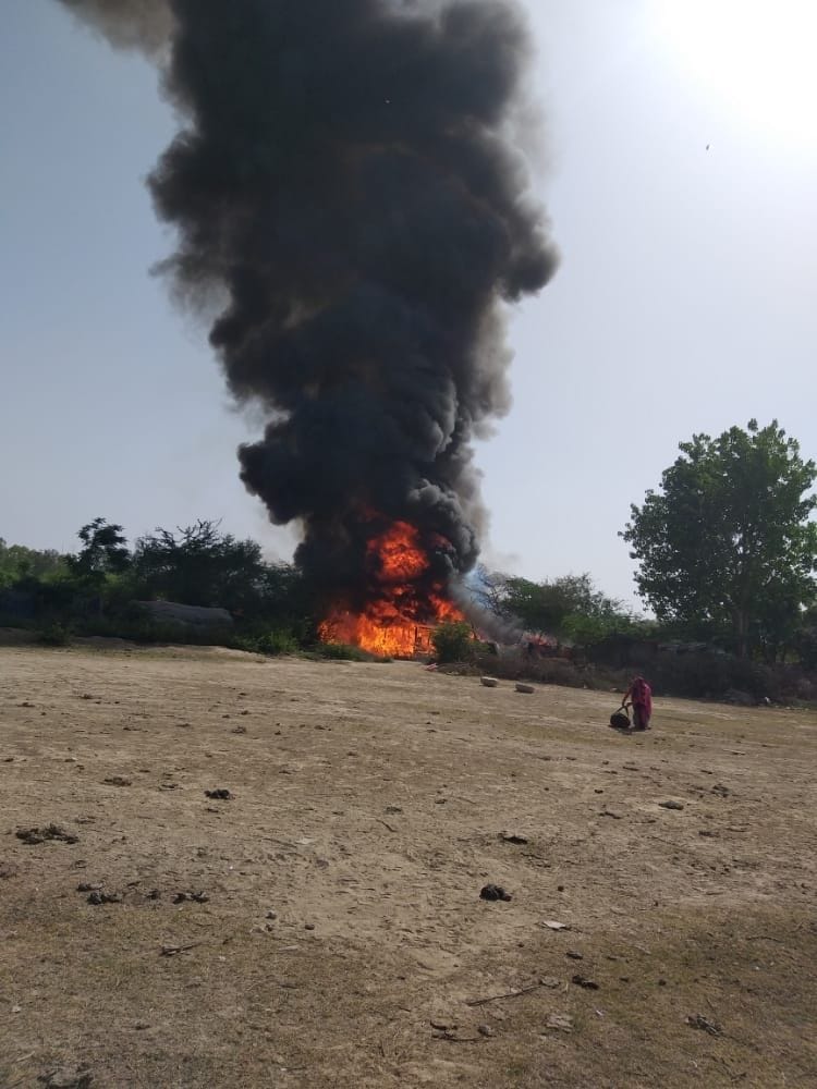 fire in 30 hut in Hisar