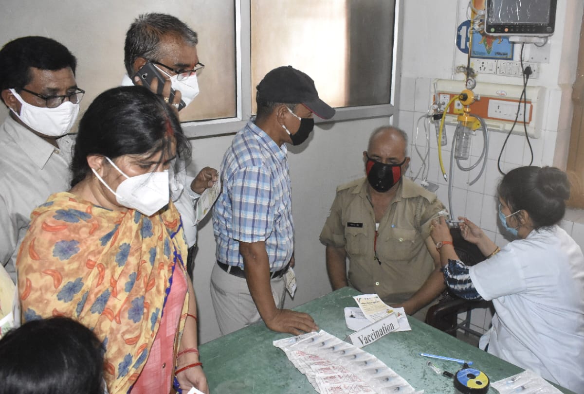 Central Government said over 27 lakh covid19 anti vaccine doses given on the first day of the vaccine festival