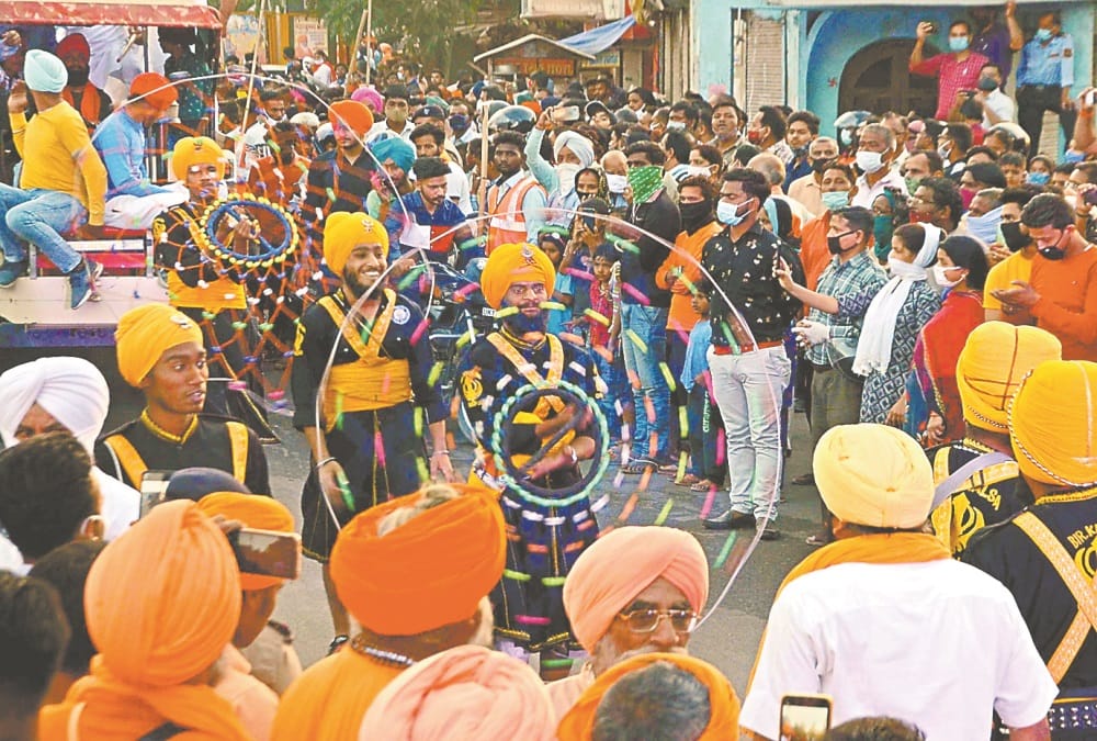 Mahakumbh 2021: Panchayati Akhara Nirmal Royal Peshwai Amazing Photos