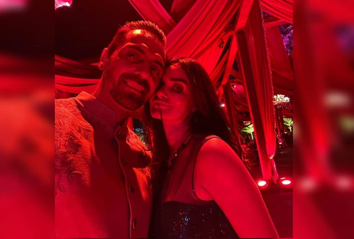 Arjun Rampal shared romantic photos on instagram with girlfriend Gabriella Demetriades on her birthday