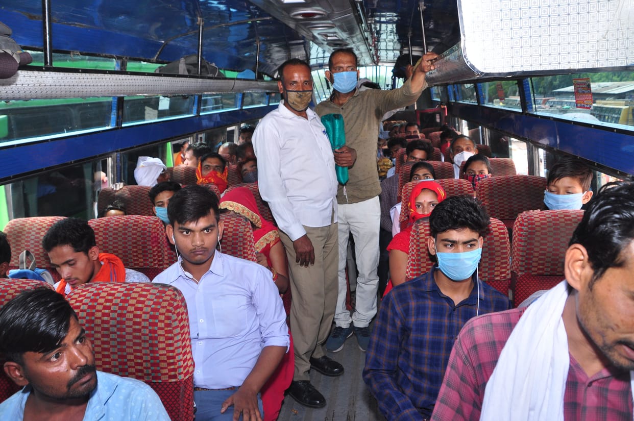 corona threat, bus travling