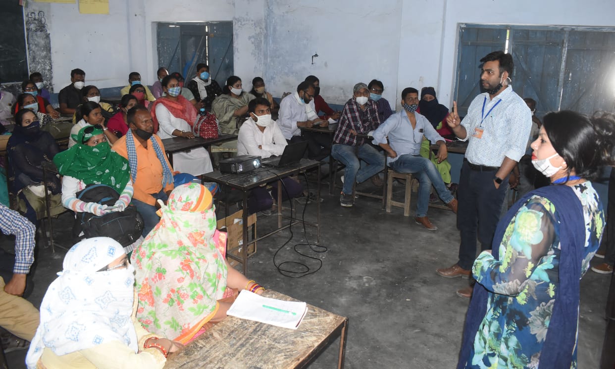 Personnel should not have any candidate's party in the voting