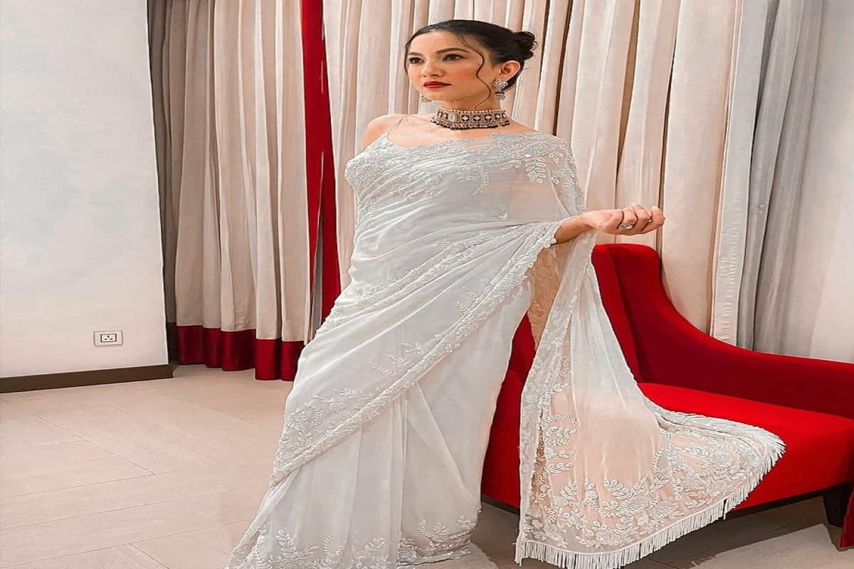 gauhar khans stunning look in white saree in hindi