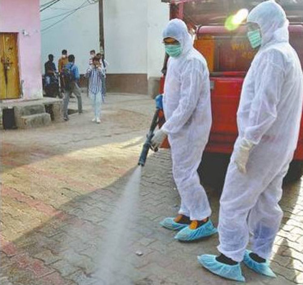 Average 32 people covid positive every day in aligarh