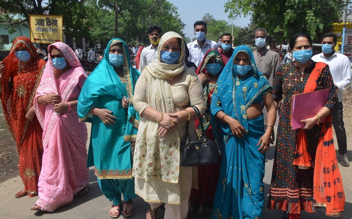Submit 9610 nomination papers on the second day