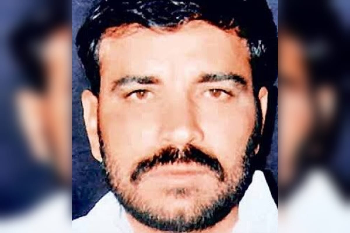 UP Crime News: 18 people including Udham Singh have got a clean chit in the case of Pramod Bhadora's murder at Meerut