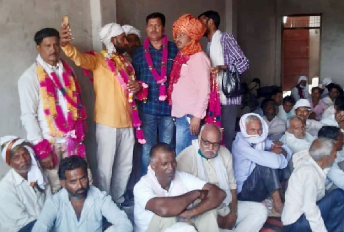 up panchayat chunav 2021: two candidates elected unopposed as gram pradhan in agra