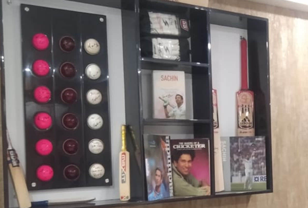 walls of the house decorated with Sachin tendulkar photo