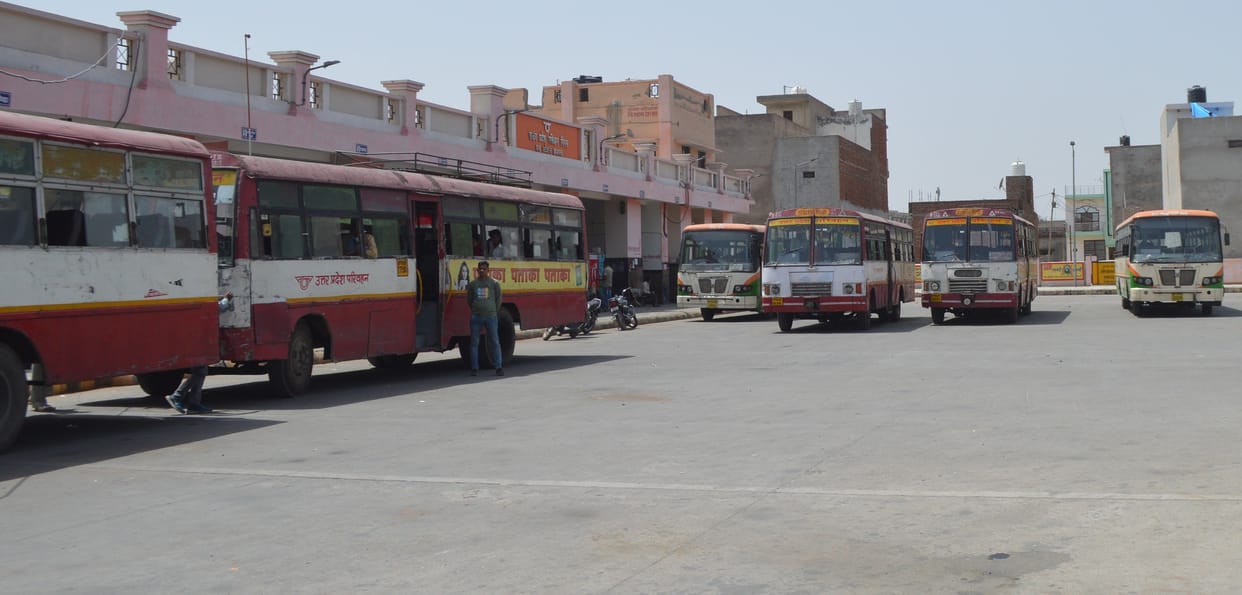 Hathras: Corona stopped the path of devotees to Haridwar Kumbh