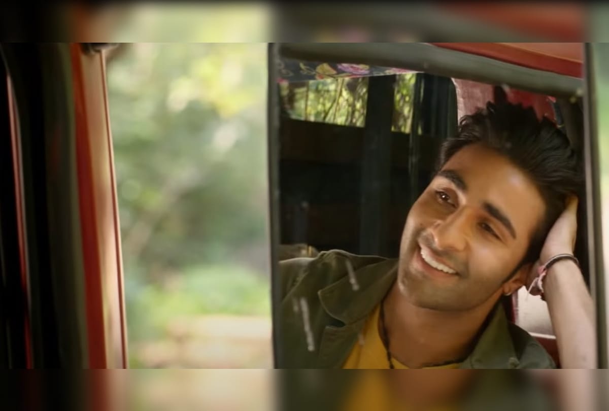 Hello Charlie Review by Pankaj Shukla Aadar Jain Pankaj Saraswat Shlokka Jackie Shroff Rajpal Yadav