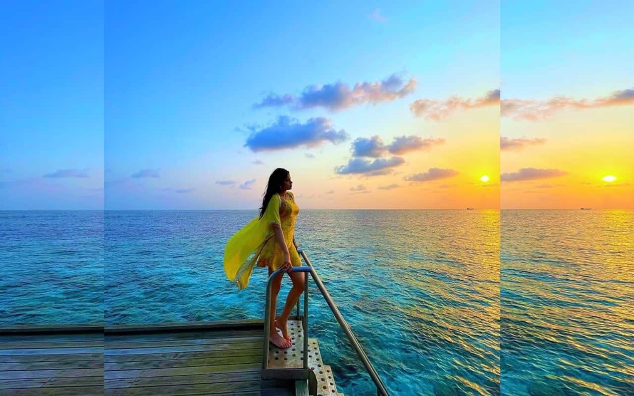 Janhvi Kapoor shared bold photos on instagram from maldives vacation gone viral