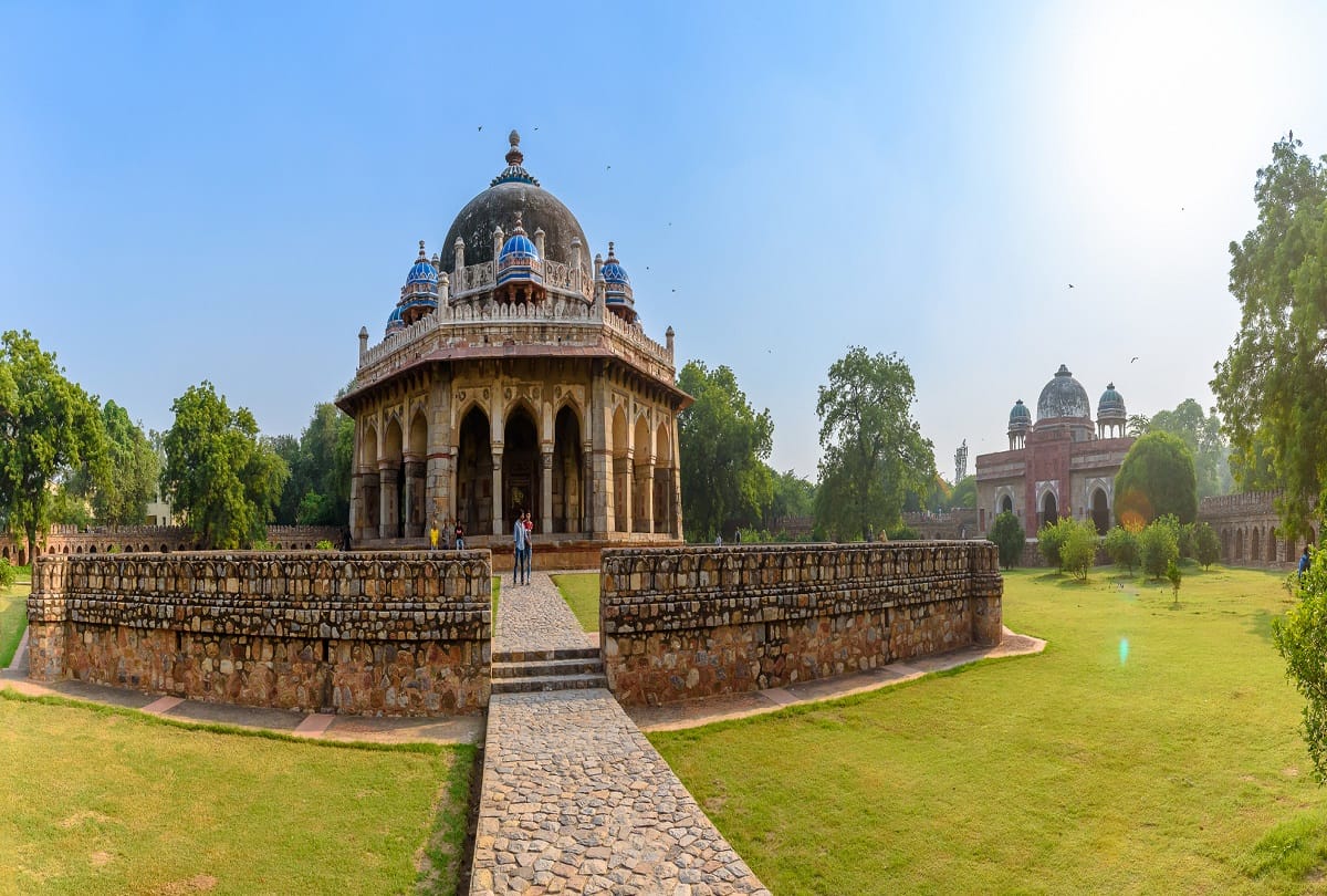 These are the years old tombs of India