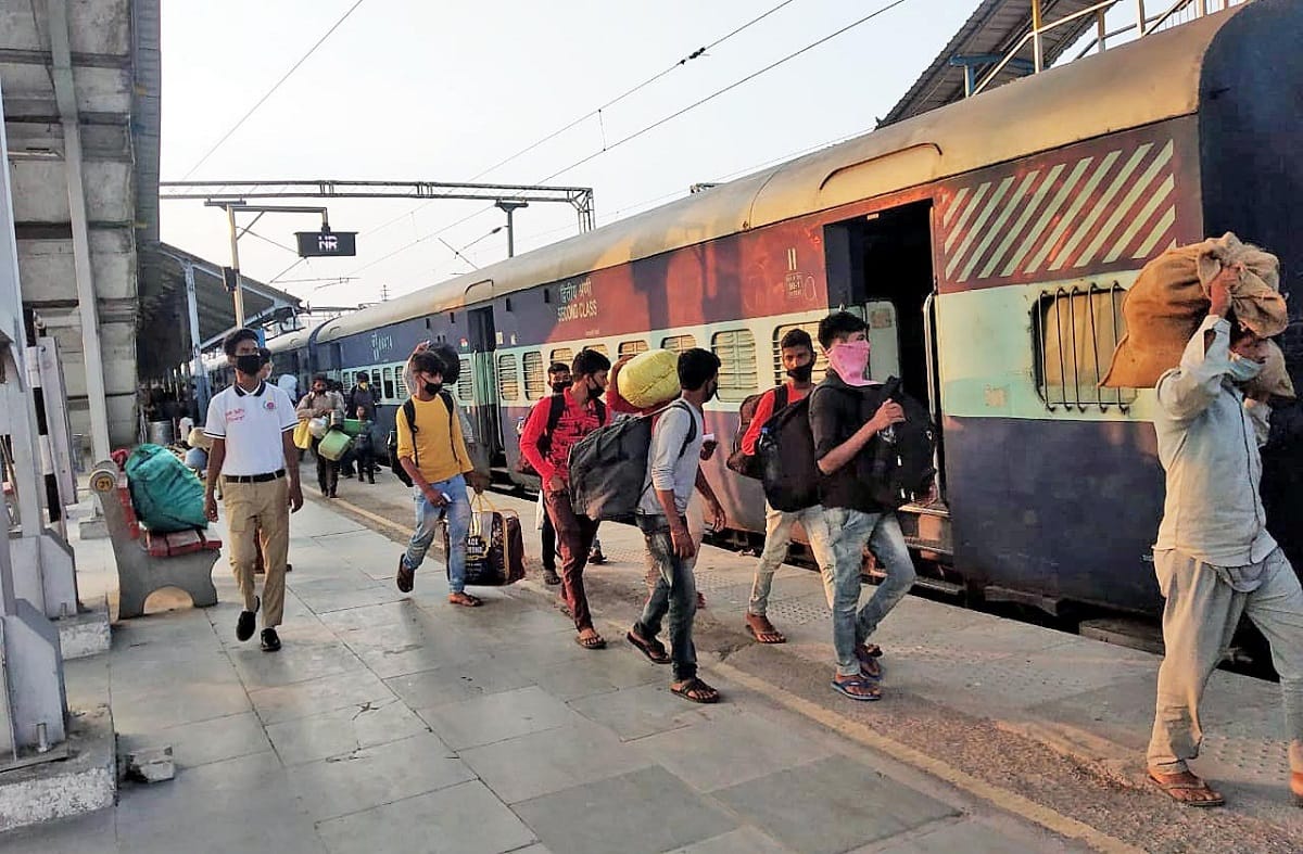 Railway announced, no need for corona vaccine and negative report of the RTPCR during the travel
