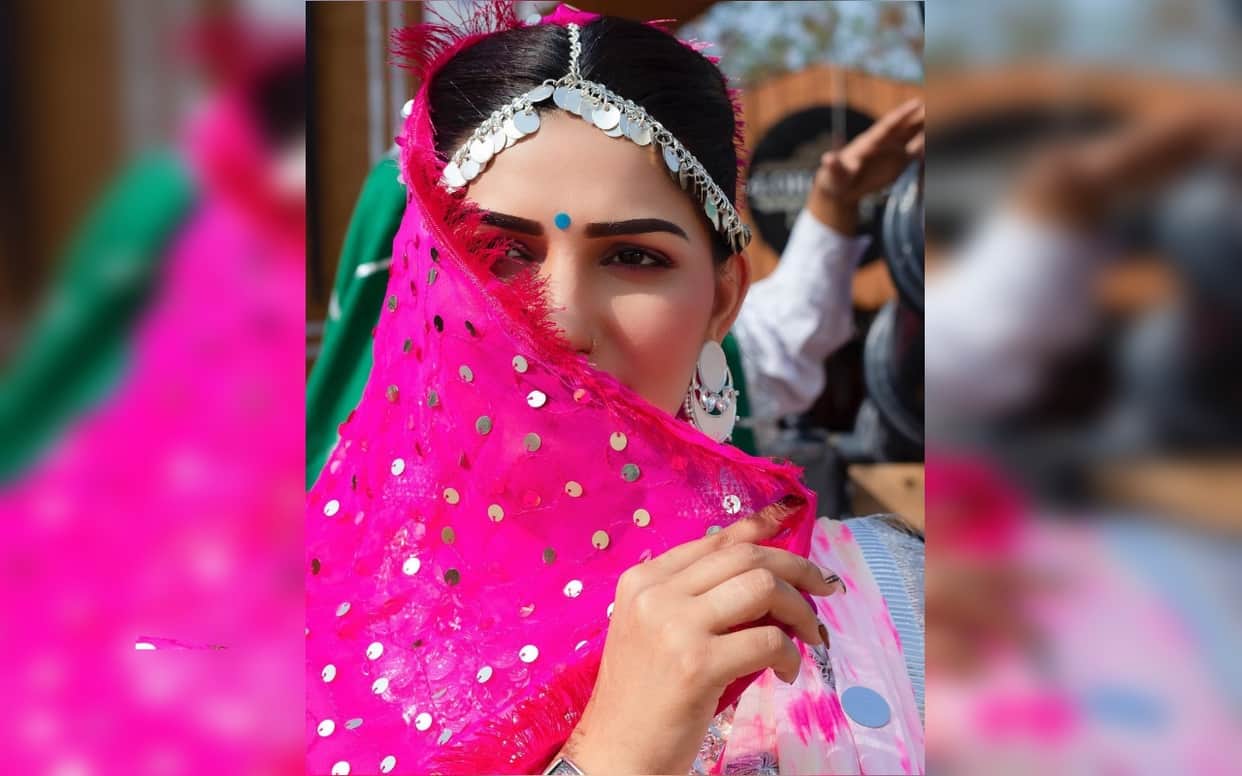 sapna chaudhary shared her latest photoshoot on instagram pictures gone viral in pink lehenga