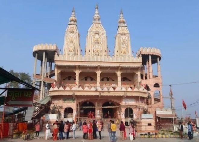 Navratri: Enthusiasm among devotees, temple committee in dilemma