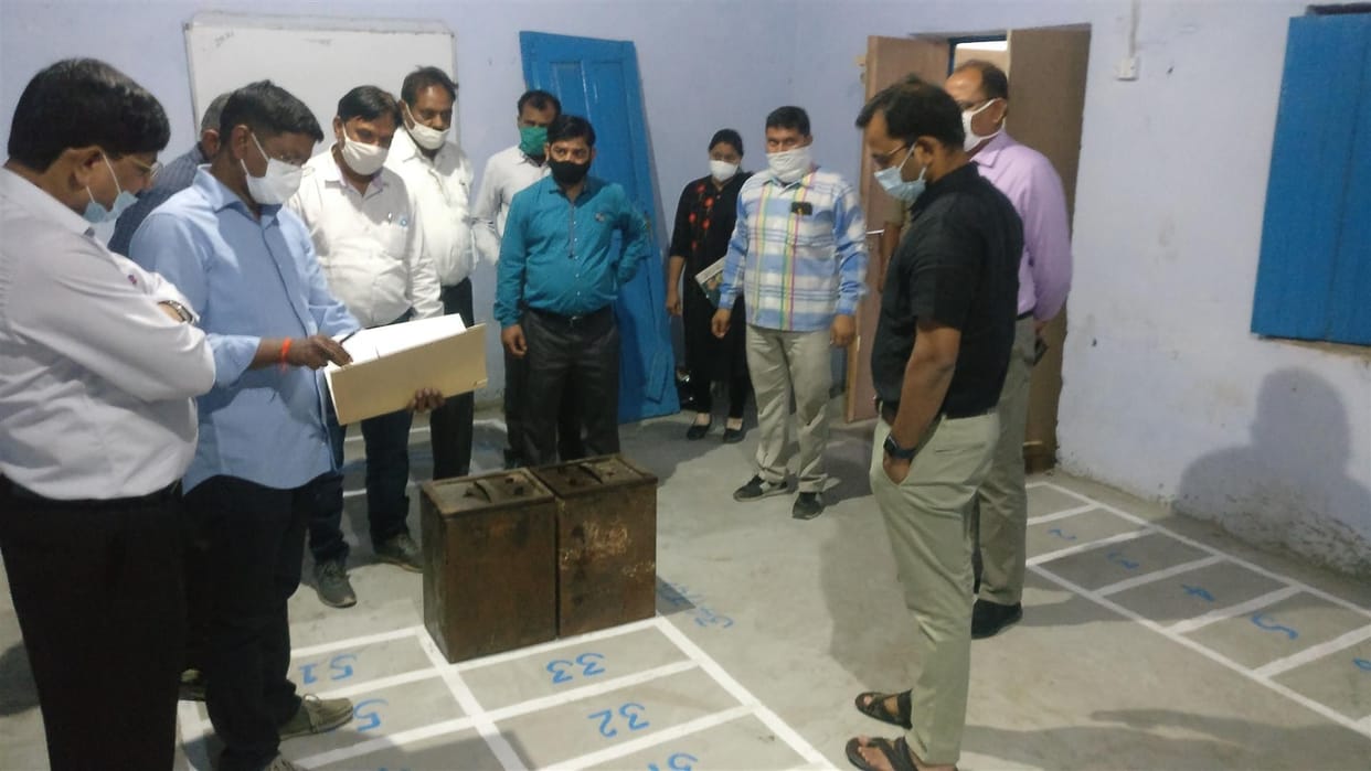 Hathras: DM took stock of preparations at counting center