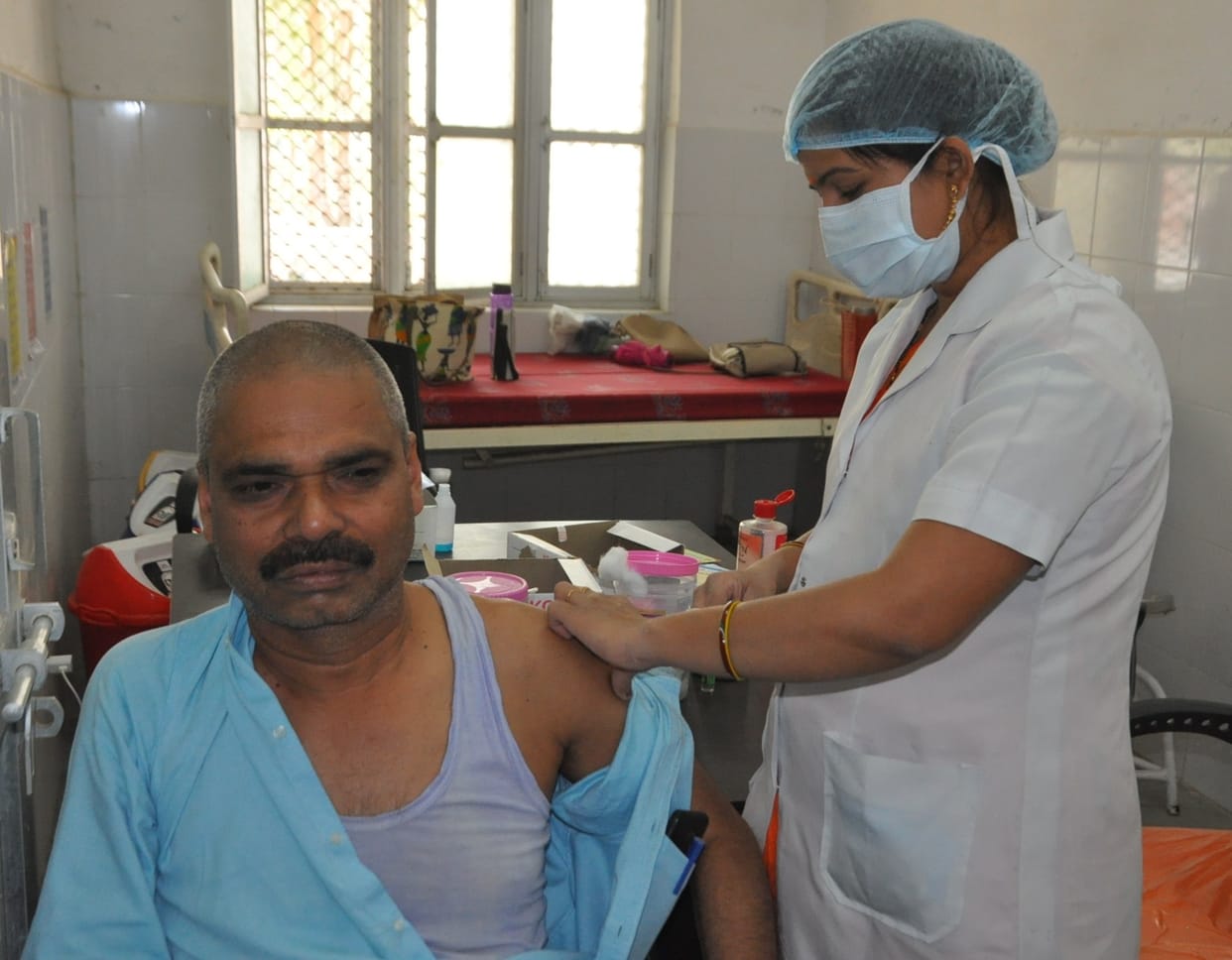 1313 people received corona vaccine at 53 centers
