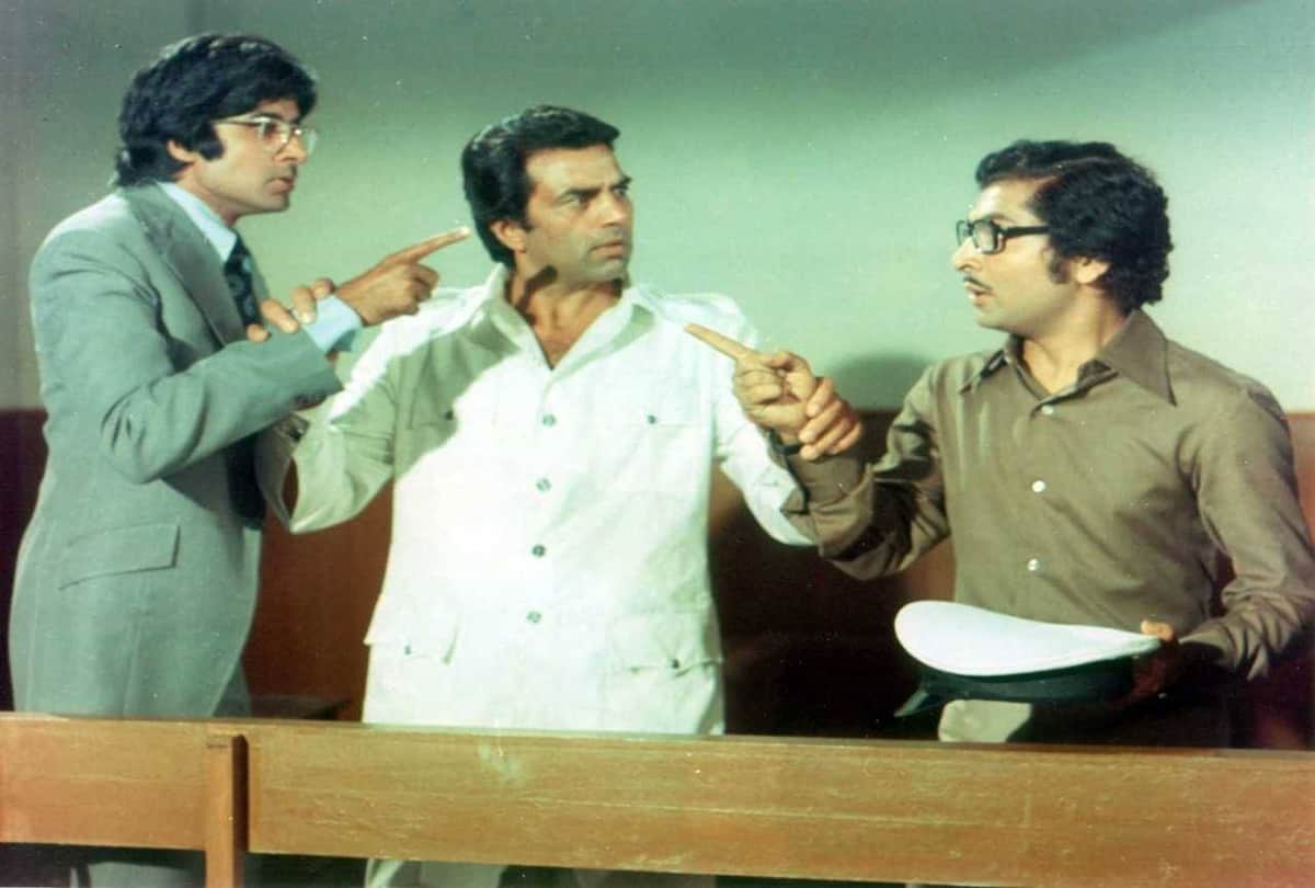 Surya Grahan 2024 Amitabh Dharmendra film chupke chupke helped government to save people from solar eclipse
