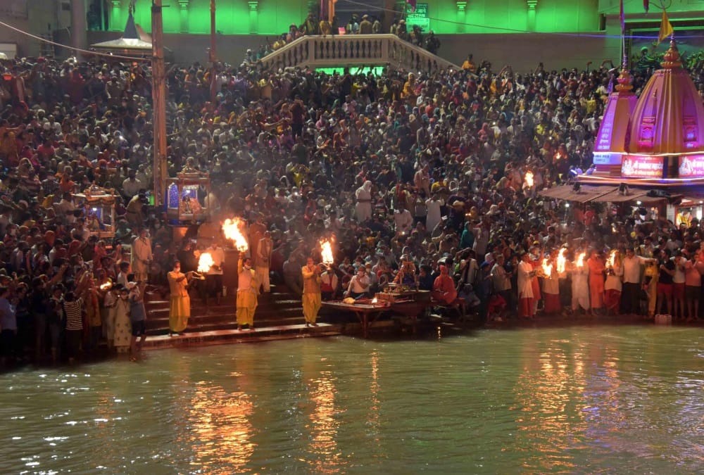 Mahakumbh 2021: Seven lakh devotees reach Haridwar for Shashi Snan See Har ki pauri Beautiful Photos