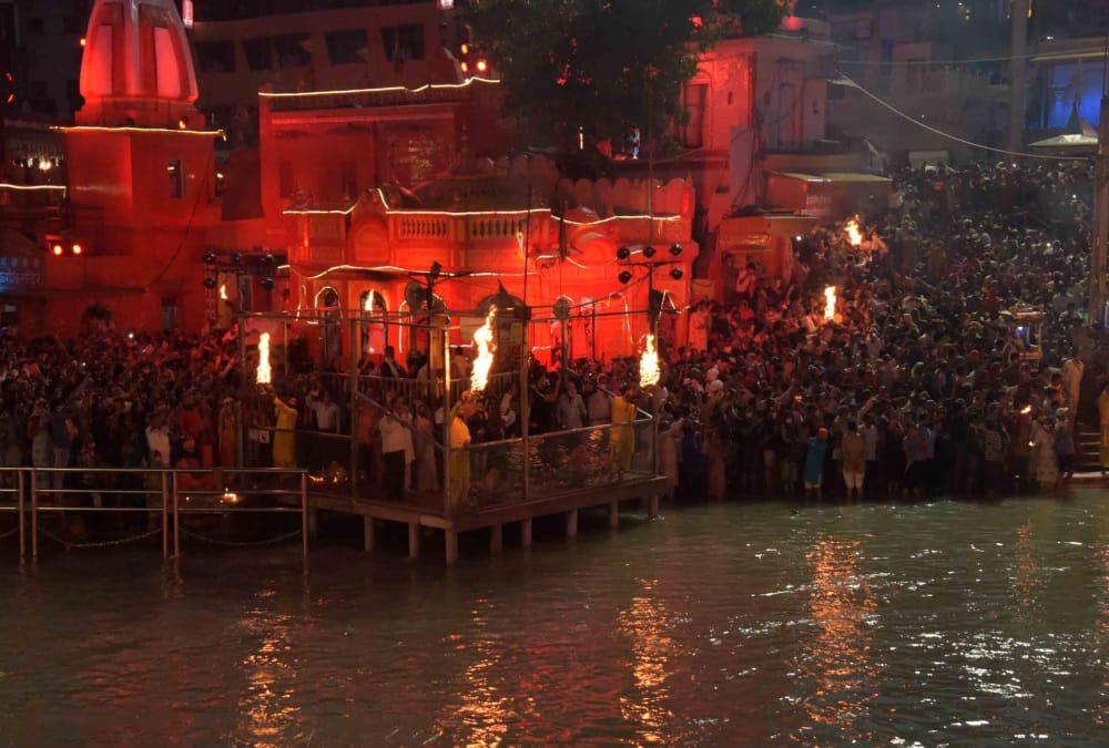 Mahakumbh 2021: Seven lakh devotees reach Haridwar for Shashi Snan See Har ki pauri Beautiful Photos