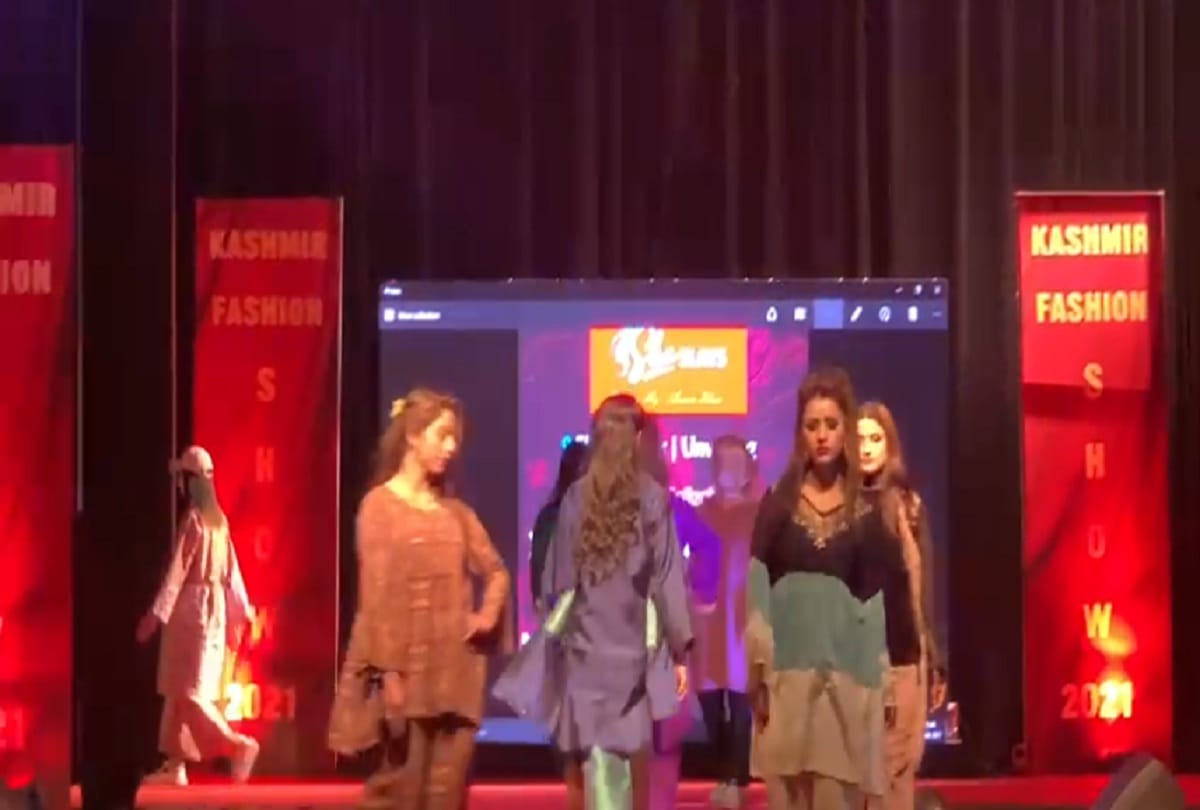All JK Youth Society organized a mega fashion show youth participated and show their talent