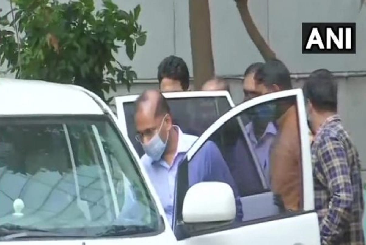 NIA arrested API Riyaz Qazi in antilia bomb scare