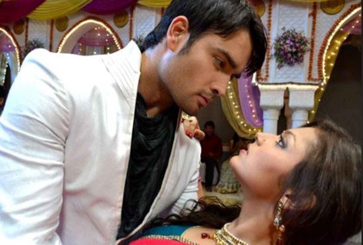 Armaan riddhima to Jiya dhruv these onscreen couple of tv made fans crazy with their chemistry