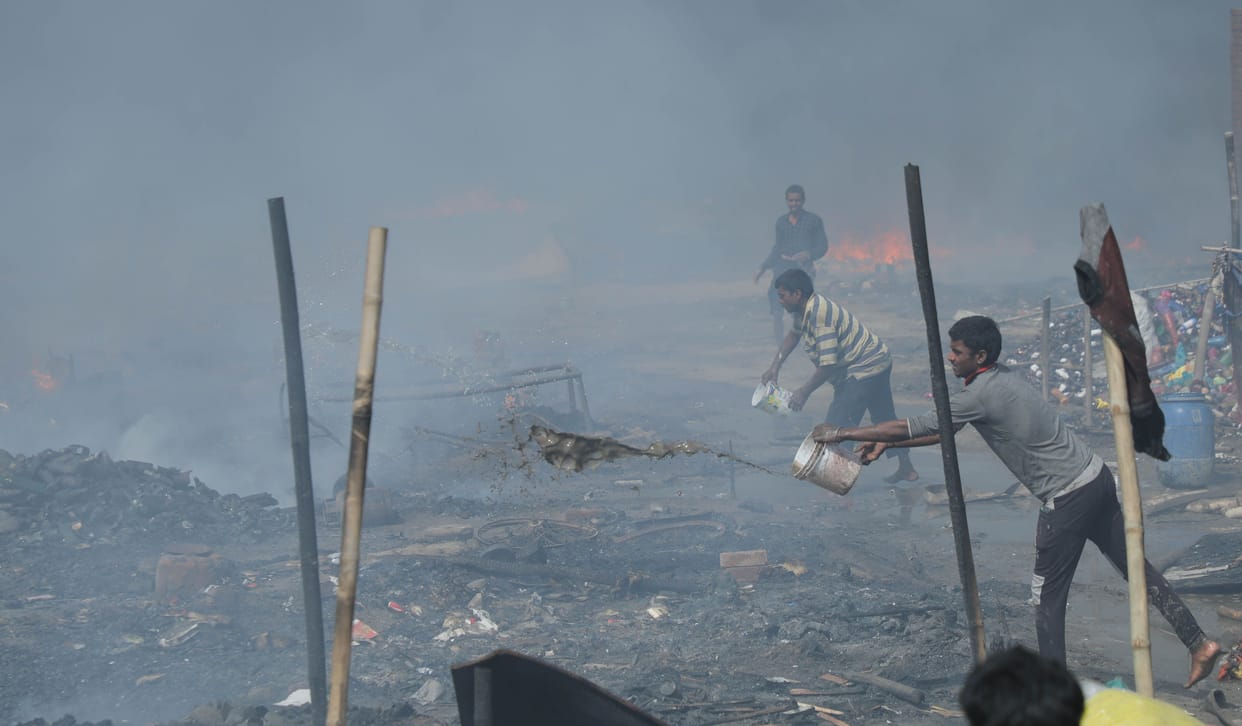 163 slums and many godowns burnt in Bahlolpur