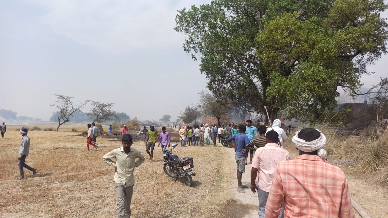 Fire in Azamgarh, burning of raw houses, scorching death of two children