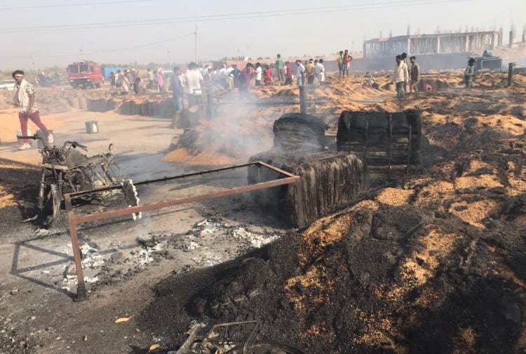 Fire breaks out at Ranjitpur Grain market of Yamunanagar in Haryana