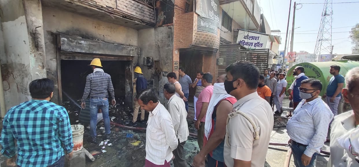 Seed-drug store burnt by short circuit in Kaithal