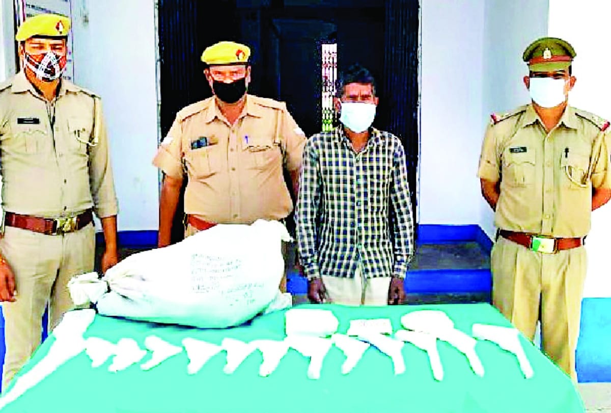 Three Ashala factory busted in Sitapur, four arrested, 35 Asahlas recovered