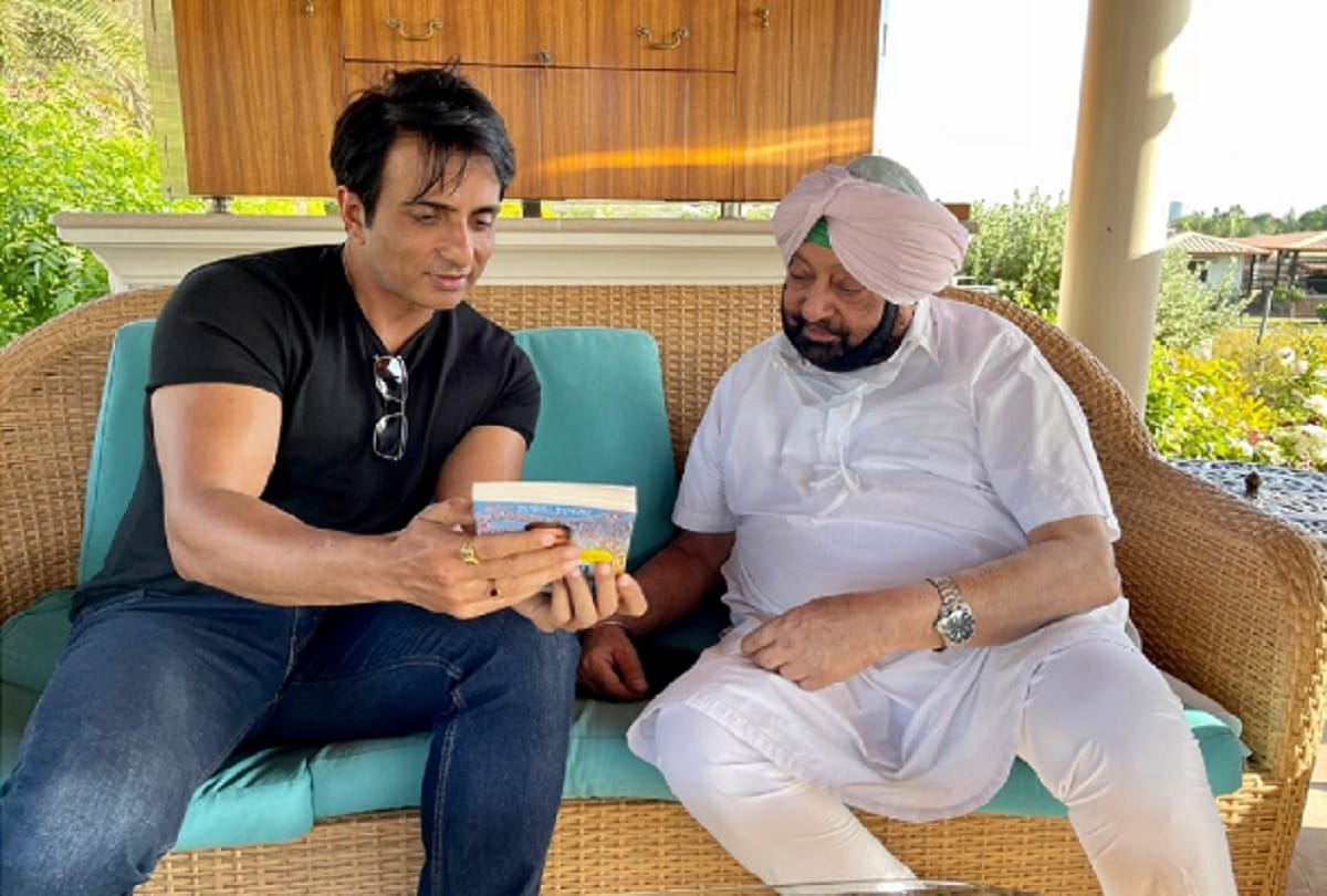 Sonu Sood becomes brand ambassador of Corona vaccination in punjab