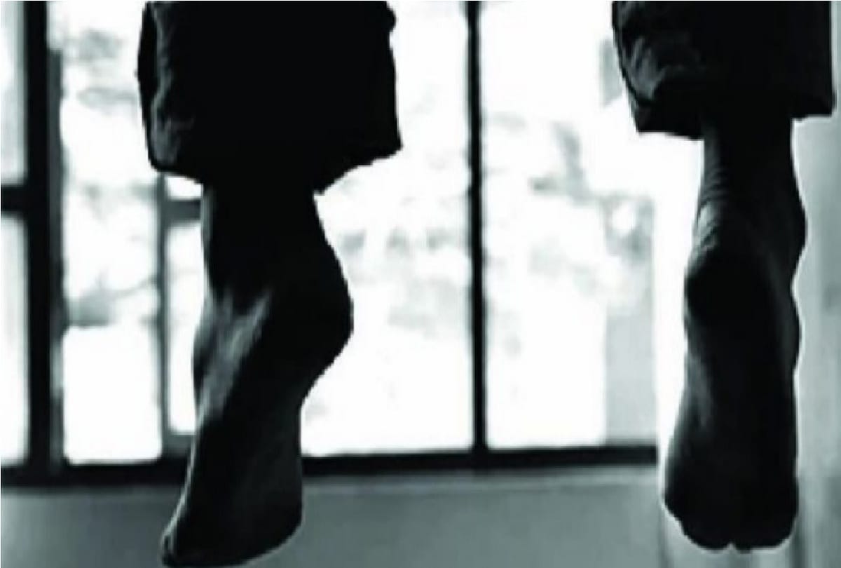 man committed suicide by hanging himself who came to his in laws house to attend wedding he was angry because of this