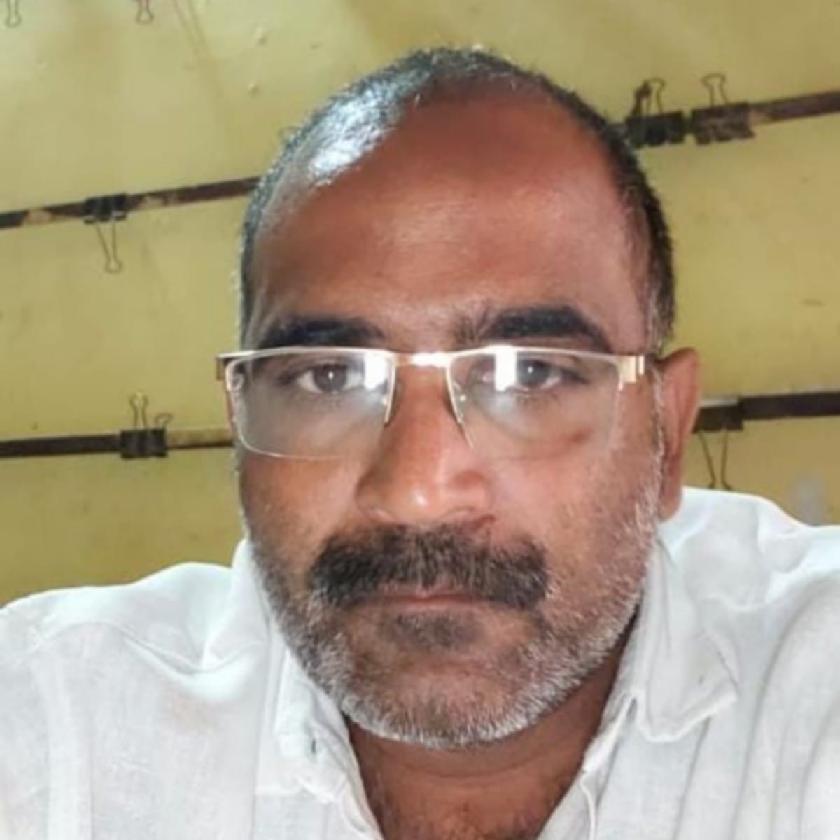 UP Panchayat Election: murder of village head candidate in Varanasi  shot dead 