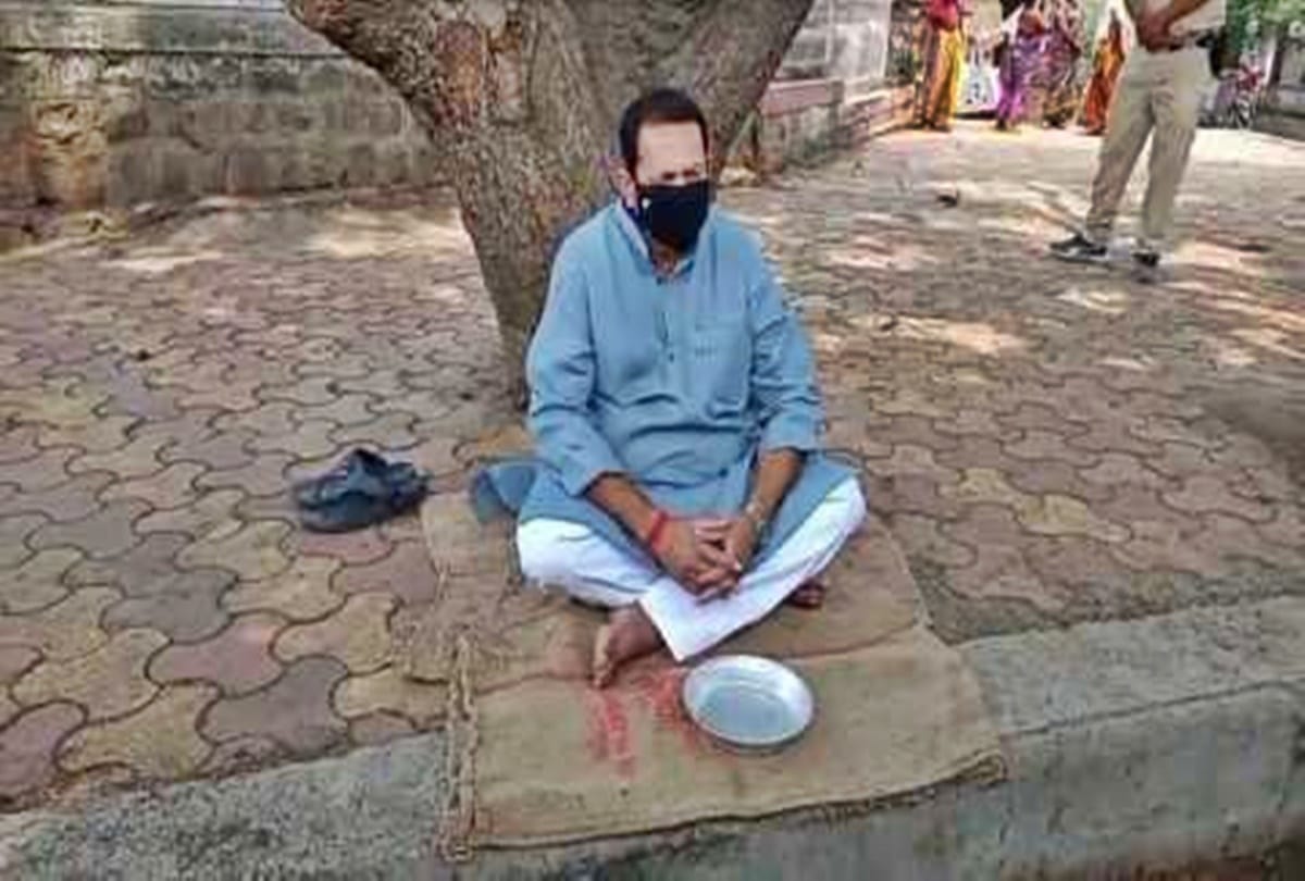 BJP MP Udayanraje Bhosale Protest against lockdown in Maharashtra