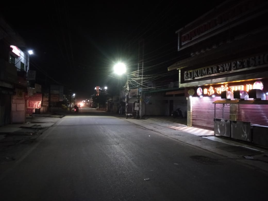 streets Silence in first night curfew at Basti