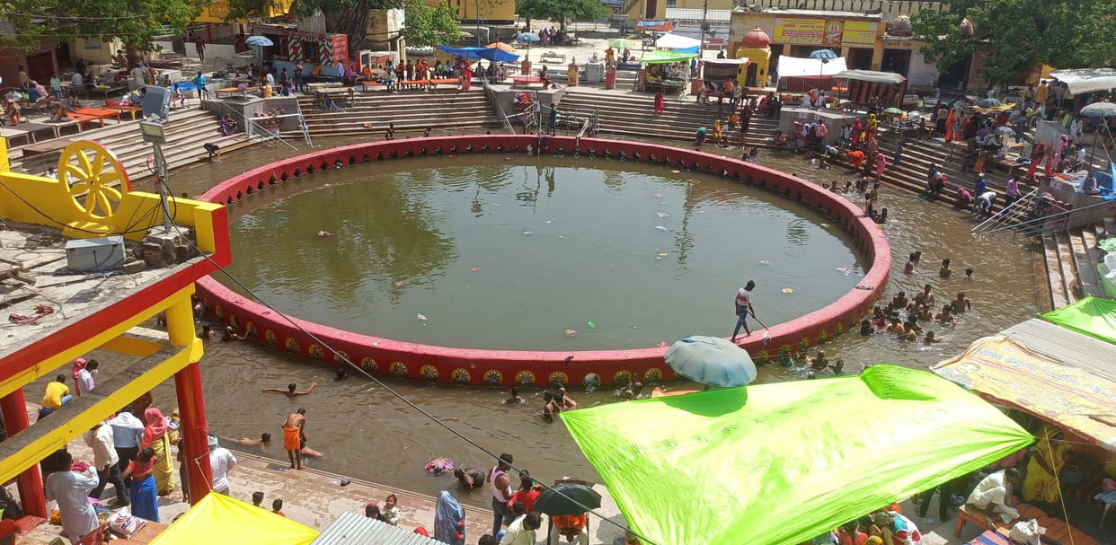 Somvati Amavasya: Dip on Chakratirtha and Ghats