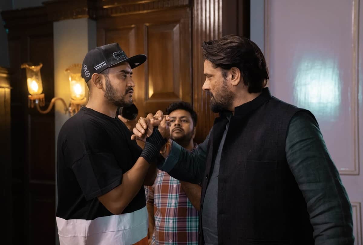 Karan Johar unveils the trailer of searching for sheela will try to create an image through documentry