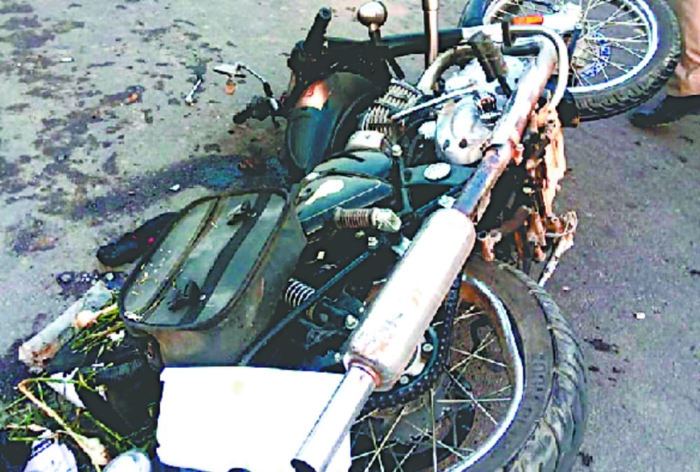 A man burnt alive after an accident in Bahraich.