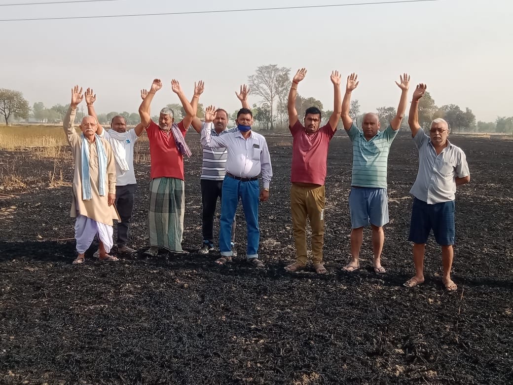 Villagers protest against Electricity Department