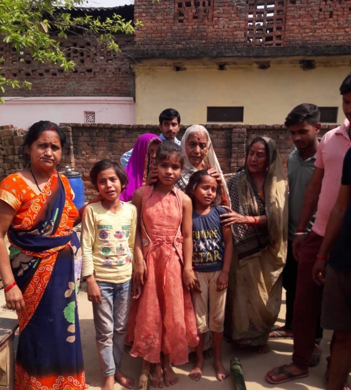 Chandauli Police in news wife dead in shock of her husband jail 