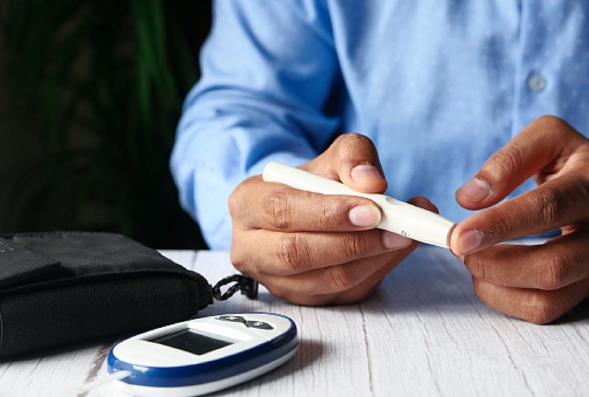 Low Blood Pressure Symptoms and How to Prevent All Details in Hindi