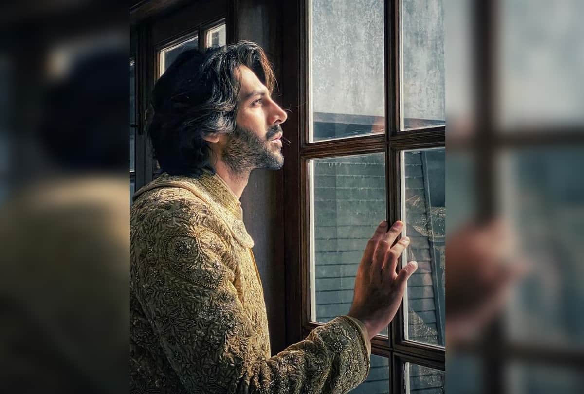 kartik aaryan had bought the home for mother where he used to live on rent among 12 boys in mumbai