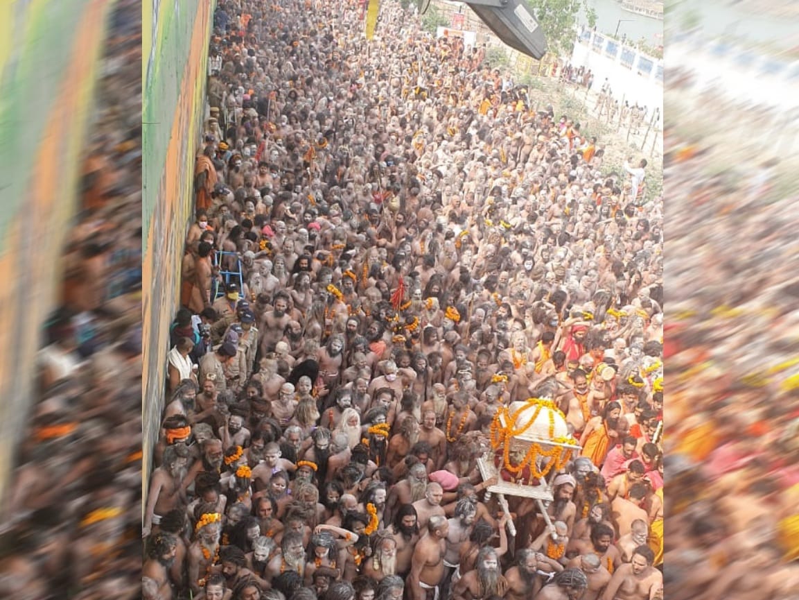 haridwar kumbh mela 2021 shahi snan : akhara saint ganga shahi snan, watch photos