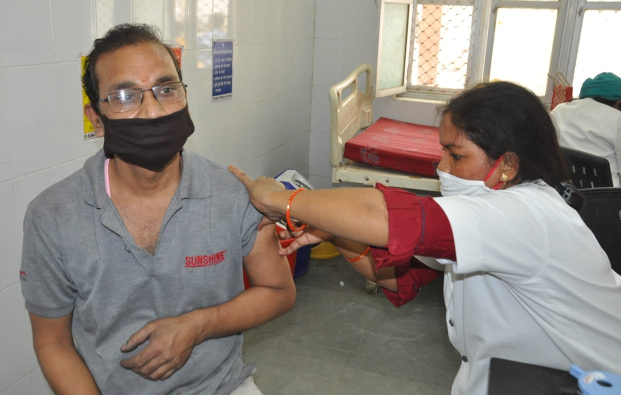 2950 vaccinated at 43 hospitals on second day of Tika Utsav