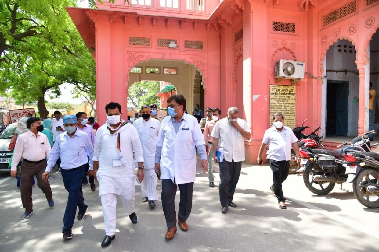 Mathura: vaccination exceeds the target, Mathura to defeat Corona again: Srikanth